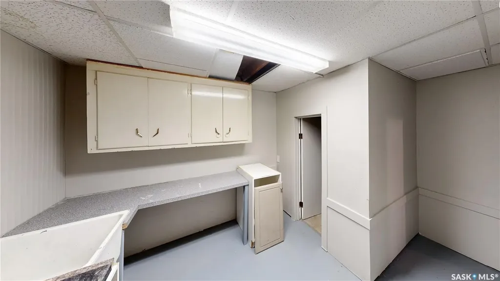 1634 Rae Street Regina SK S4T 2E1