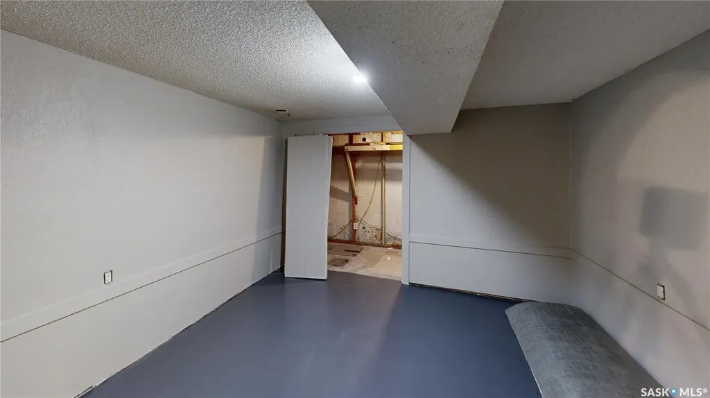 1634 Rae Street Regina SK S4T 2E1
