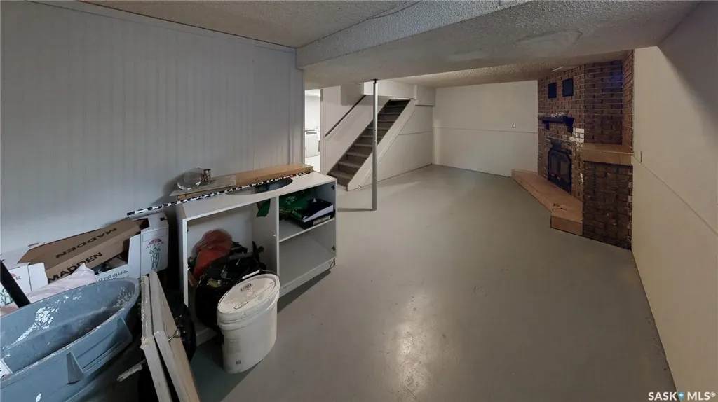 1634 Rae Street Regina SK S4T 2E1