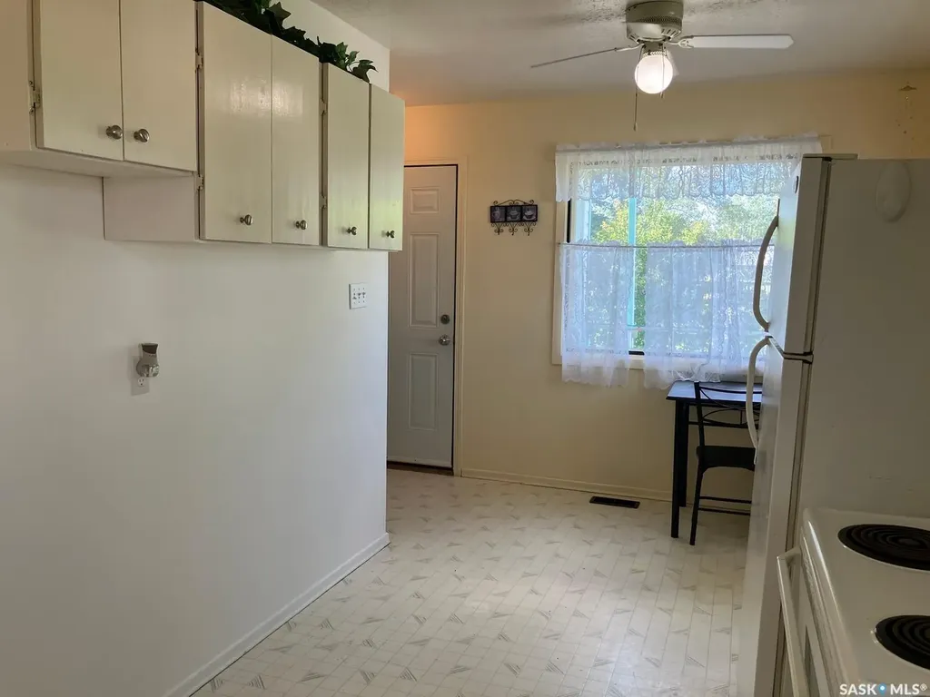 113 1st Street W Smeaton SK S0J 2J0