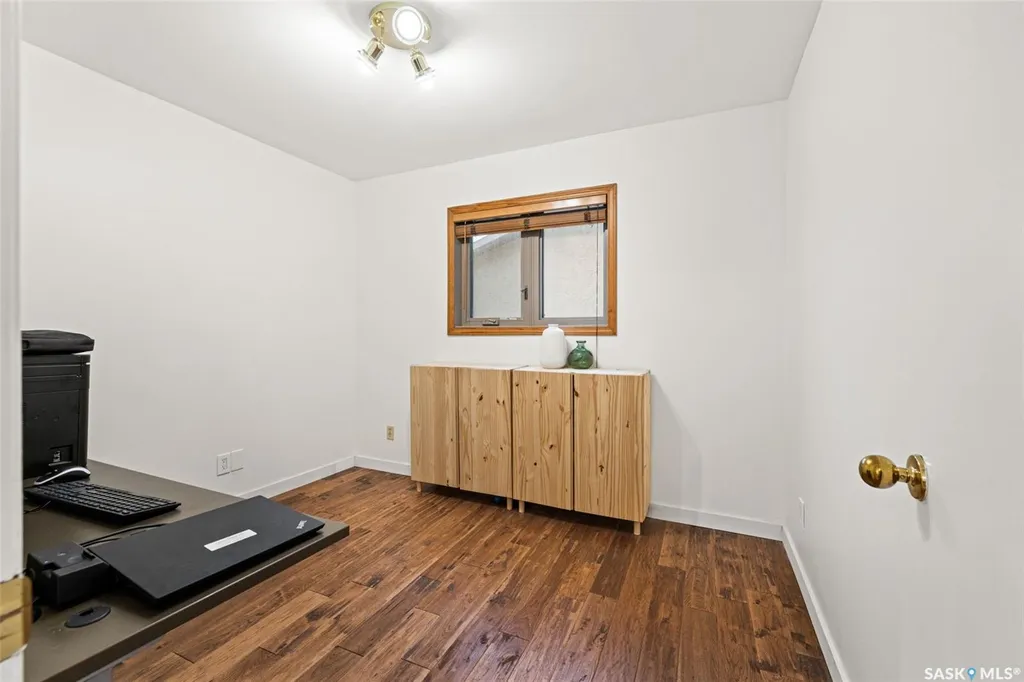 3375 Edinburgh Drive Regina SK S4V 2H8