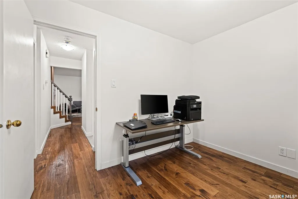3375 Edinburgh Drive Regina SK S4V 2H8