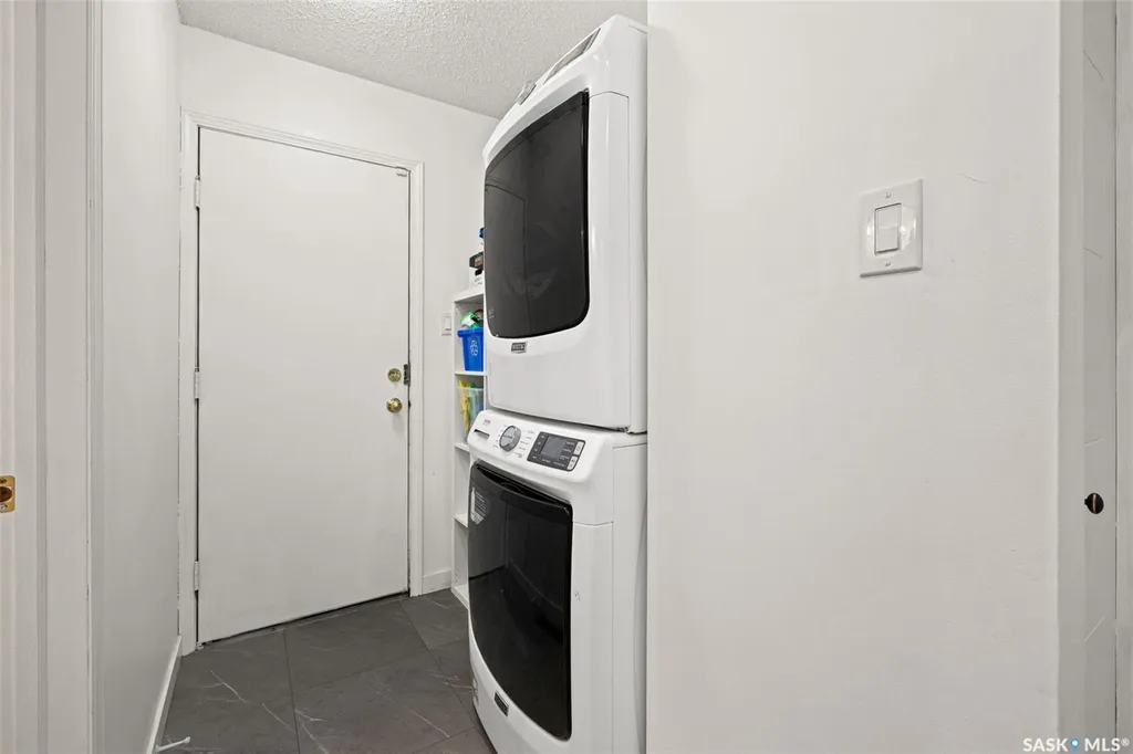3375 Edinburgh Drive Regina SK S4V 2H8