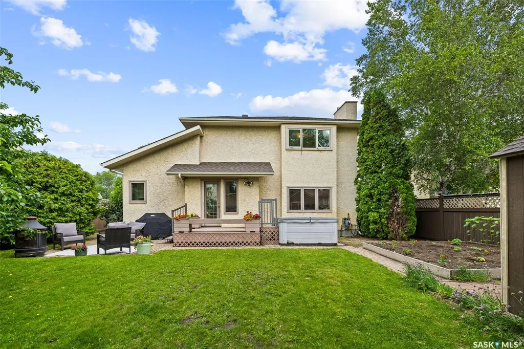 3375 Edinburgh Drive Regina SK S4V 2H8