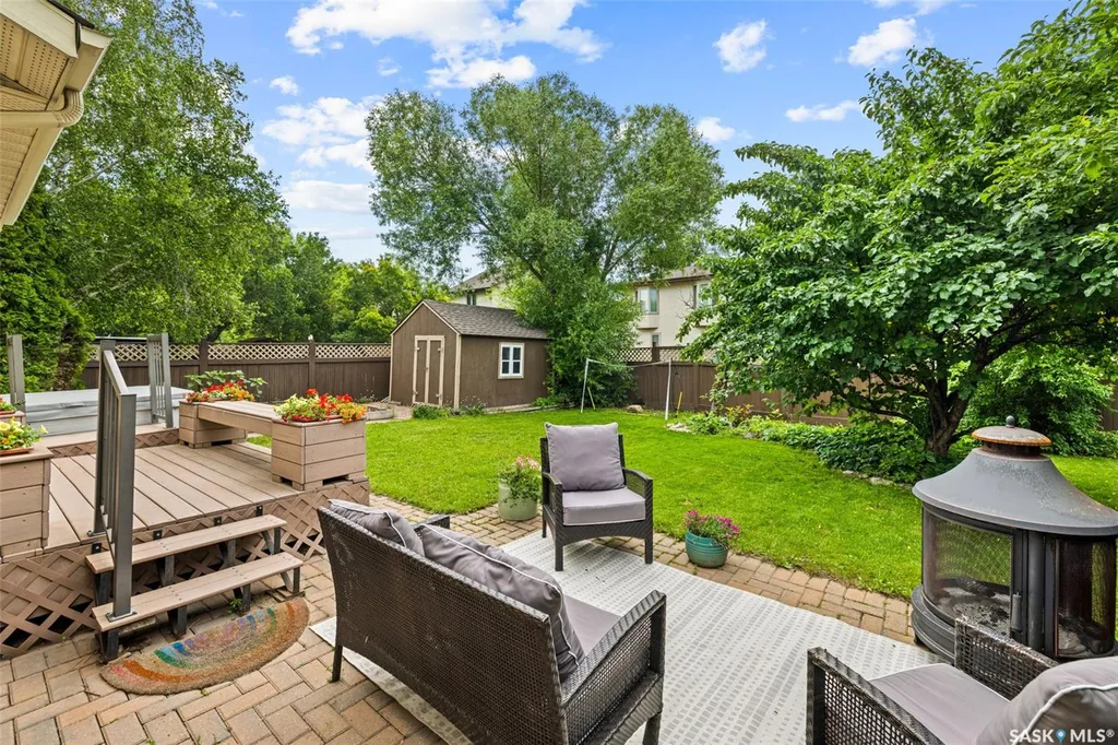 3375 Edinburgh Drive Regina SK S4V 2H8