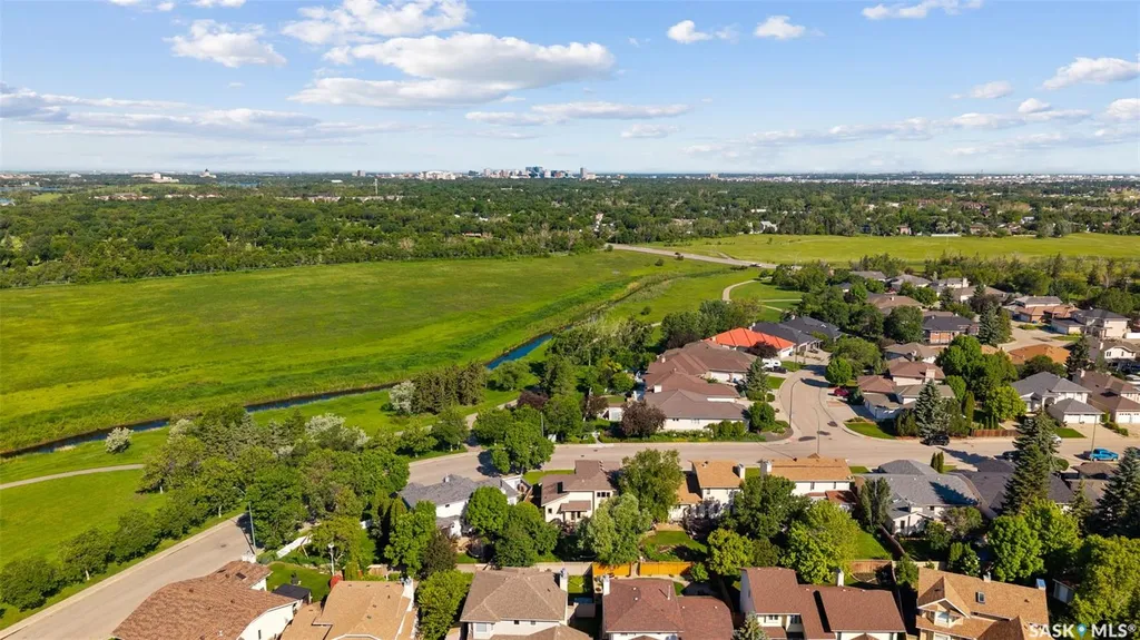 3375 Edinburgh Drive Regina SK S4V 2H8