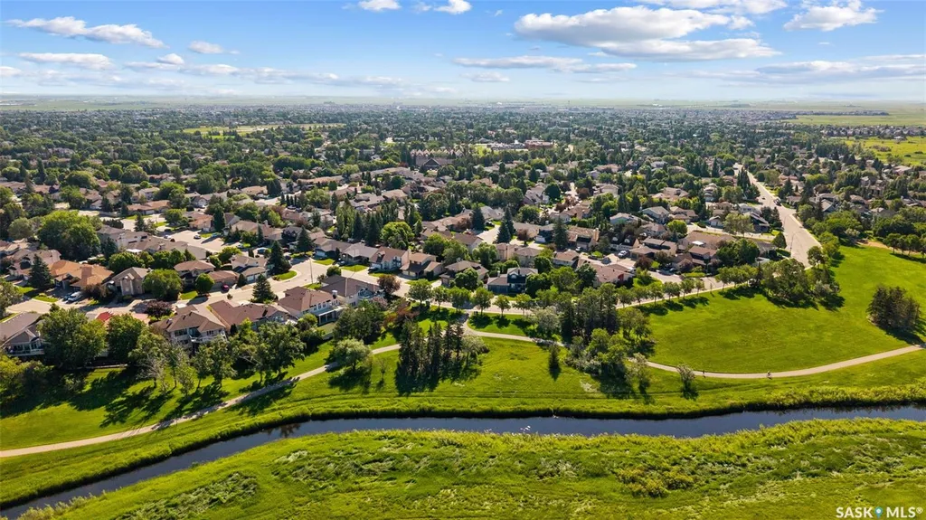 3375 Edinburgh Drive Regina SK S4V 2H8
