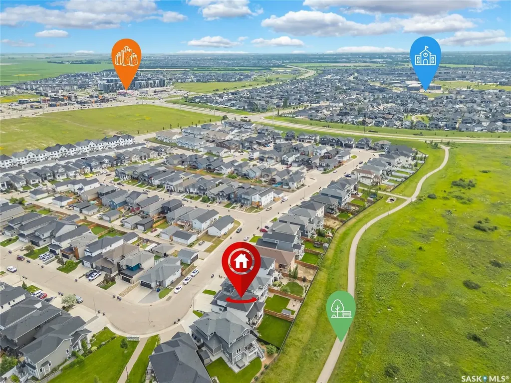 627 Fast Crescent Saskatoon SK S7W 0X1