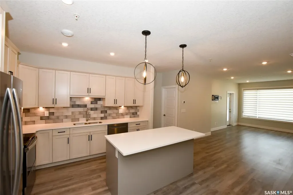 105 Willis Crescent Saskatoon SK S7T 0Z3