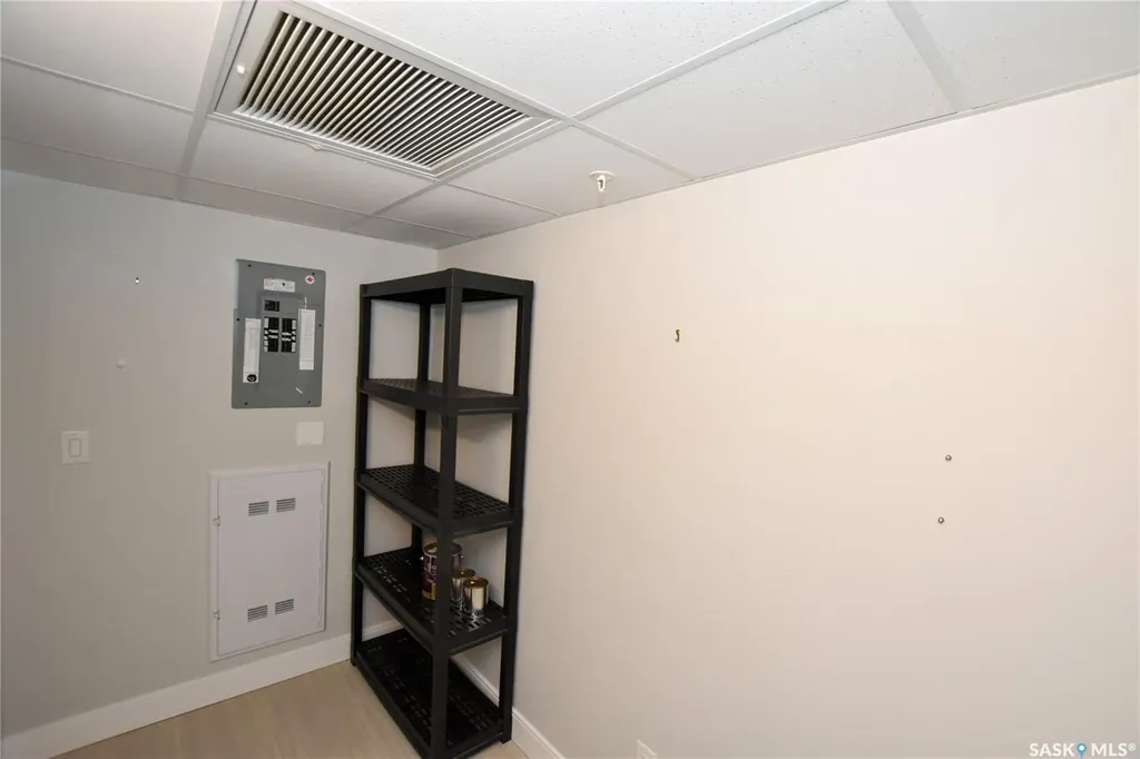 105 Willis Crescent Saskatoon SK S7T 0Z3