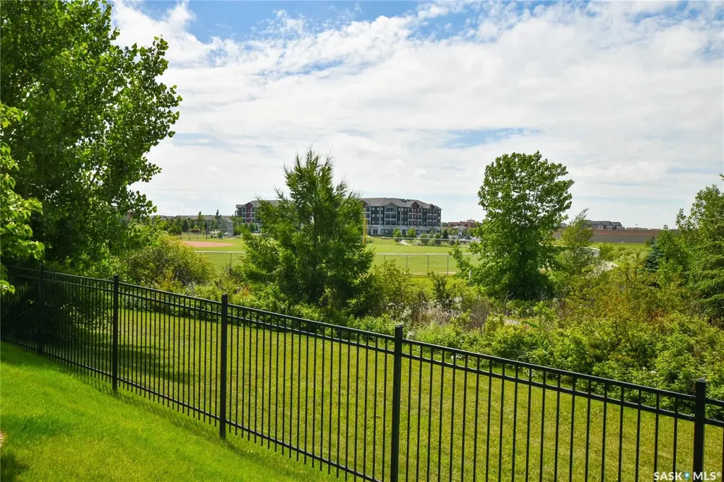 105 Willis Crescent Saskatoon SK S7T 0Z3