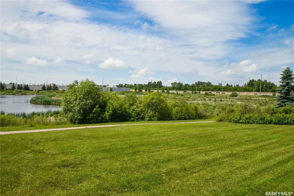 105 Willis Crescent Saskatoon SK S7T 0Z3