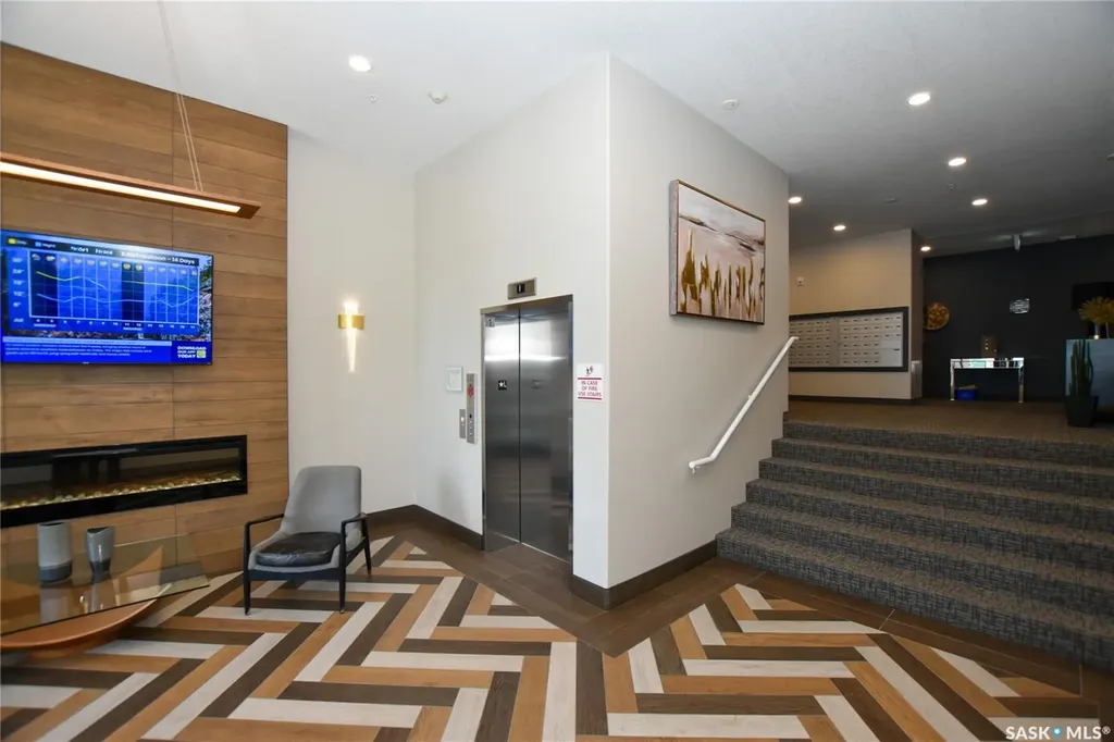 105 Willis Crescent Saskatoon SK S7T 0Z3