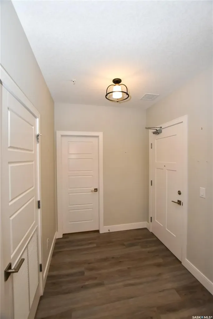 105 Willis Crescent Saskatoon SK S7T 0Z3