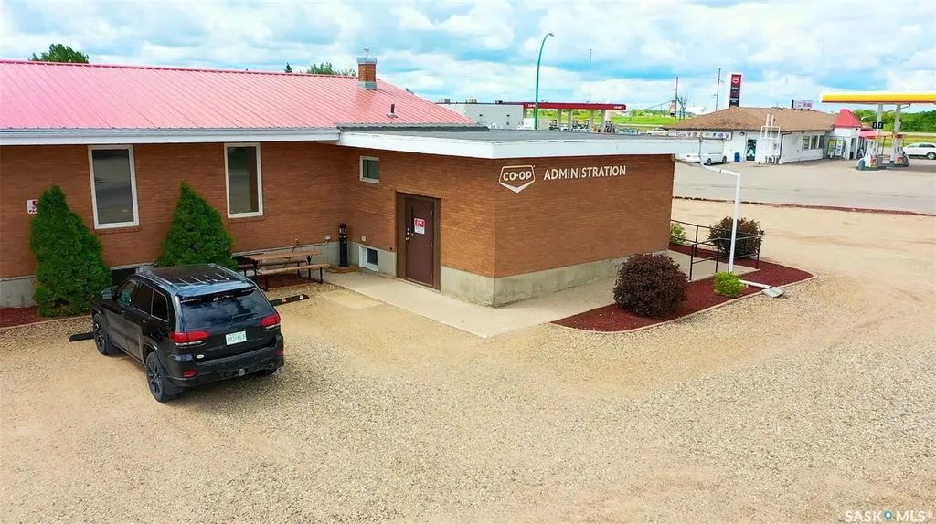 751 7th Avenue W Melville SK S0A 2P0