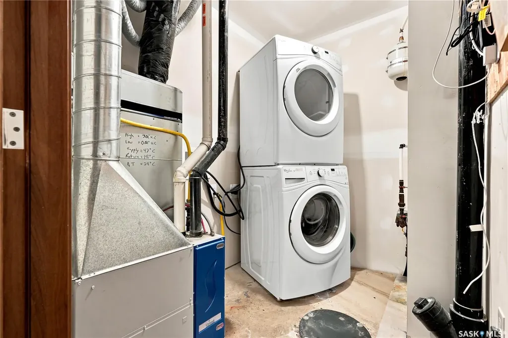151 Tweed Lane Saskatoon SK S7V 0K1