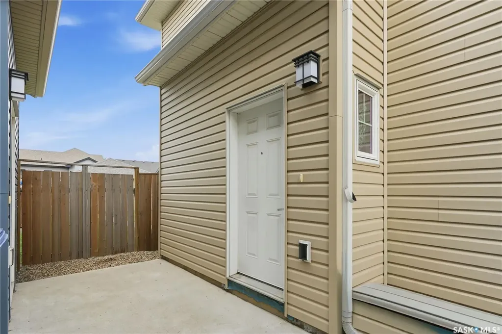 151 Tweed Lane Saskatoon SK S7V 0K1