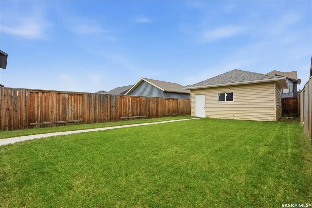 151 Tweed Lane Saskatoon SK S7V 0K1