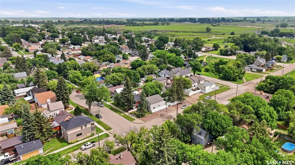 1001 4th Avenue NE Moose Jaw SK S6H 1H9