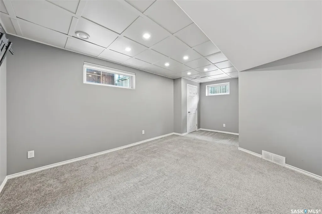 125 Meadowlark Park Warman SK S0K 0A1