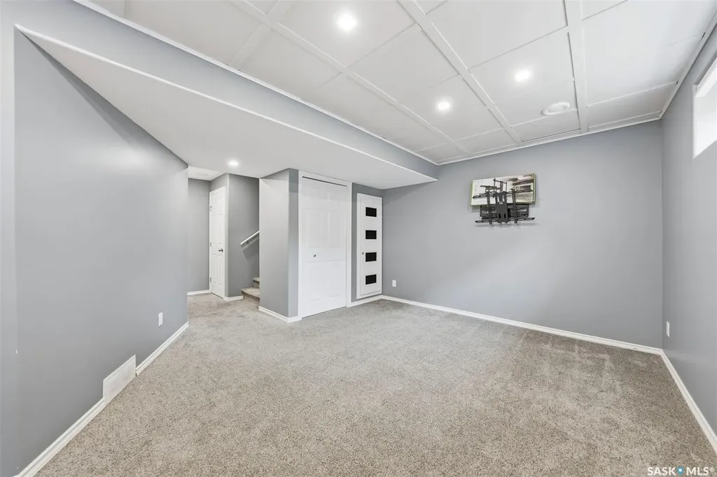 125 Meadowlark Park Warman SK S0K 0A1