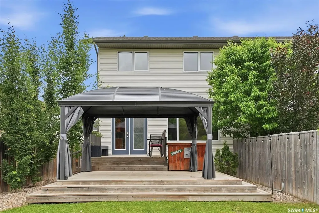 125 Meadowlark Park Warman SK S0K 0A1