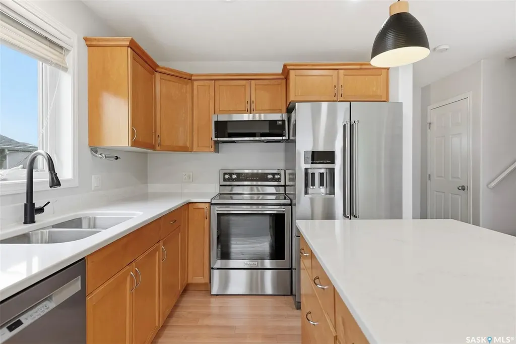 125 Meadowlark Park Warman SK S0K 0A1