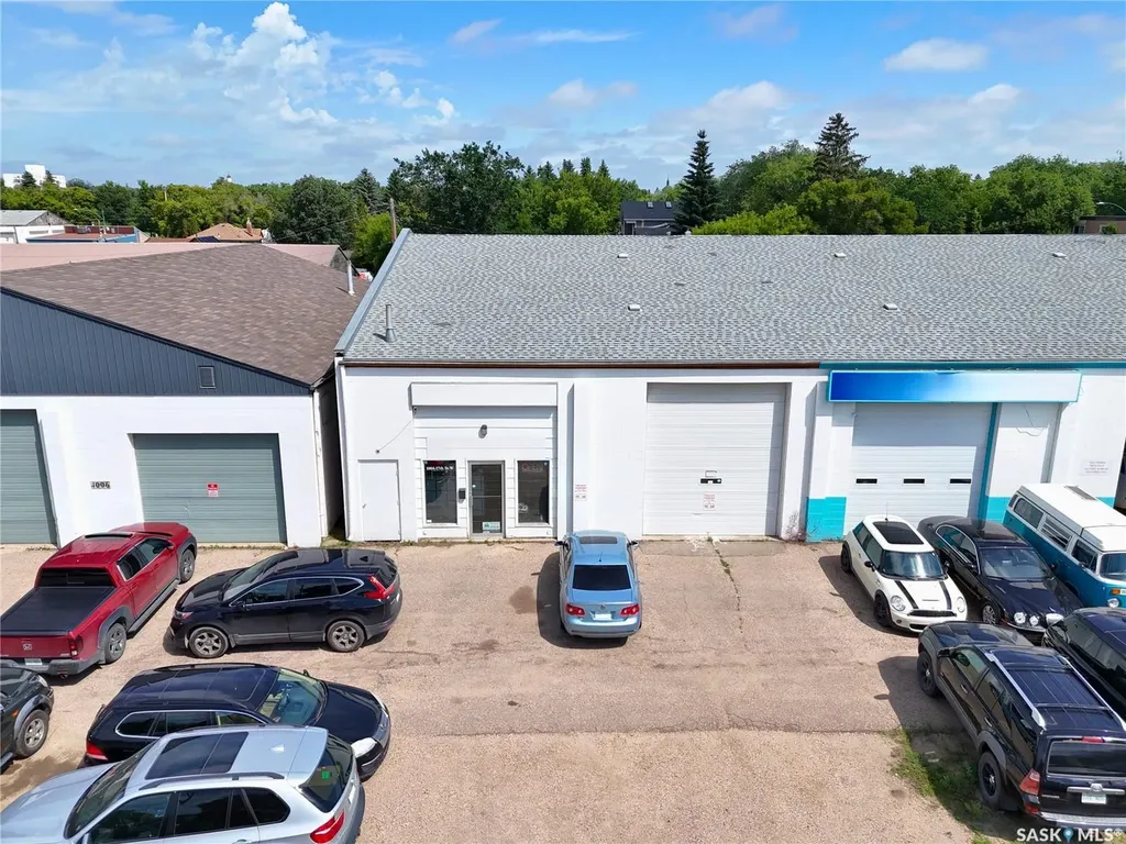1004 17th Street W Saskatoon SK S7M 1E3