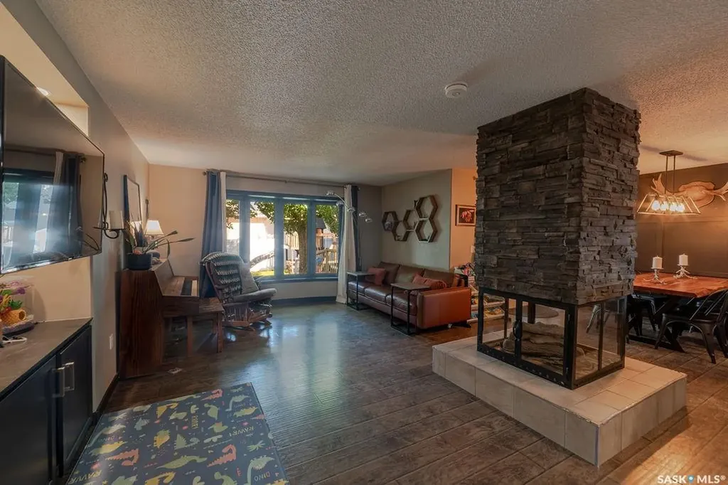 7603 Discovery Road Regina SK S4X 1C9