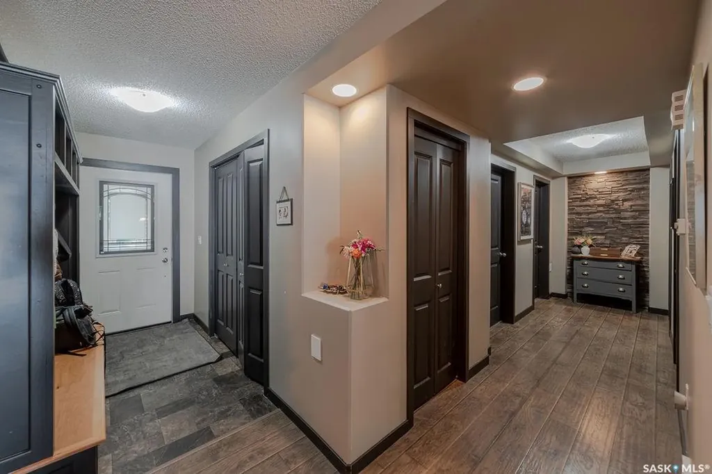 7603 Discovery Road Regina SK S4X 1C9