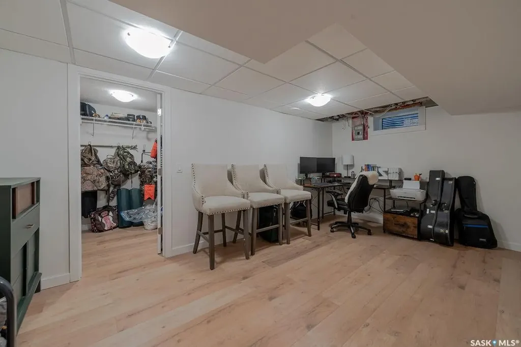 7603 Discovery Road Regina SK S4X 1C9