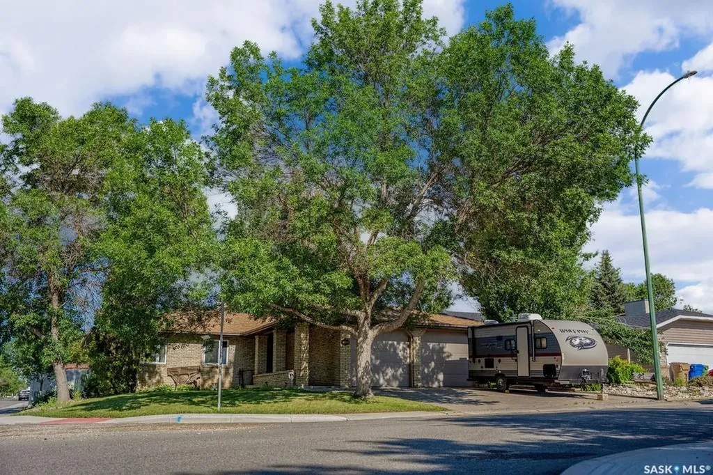 7603 Discovery Road Regina SK S4X 1C9