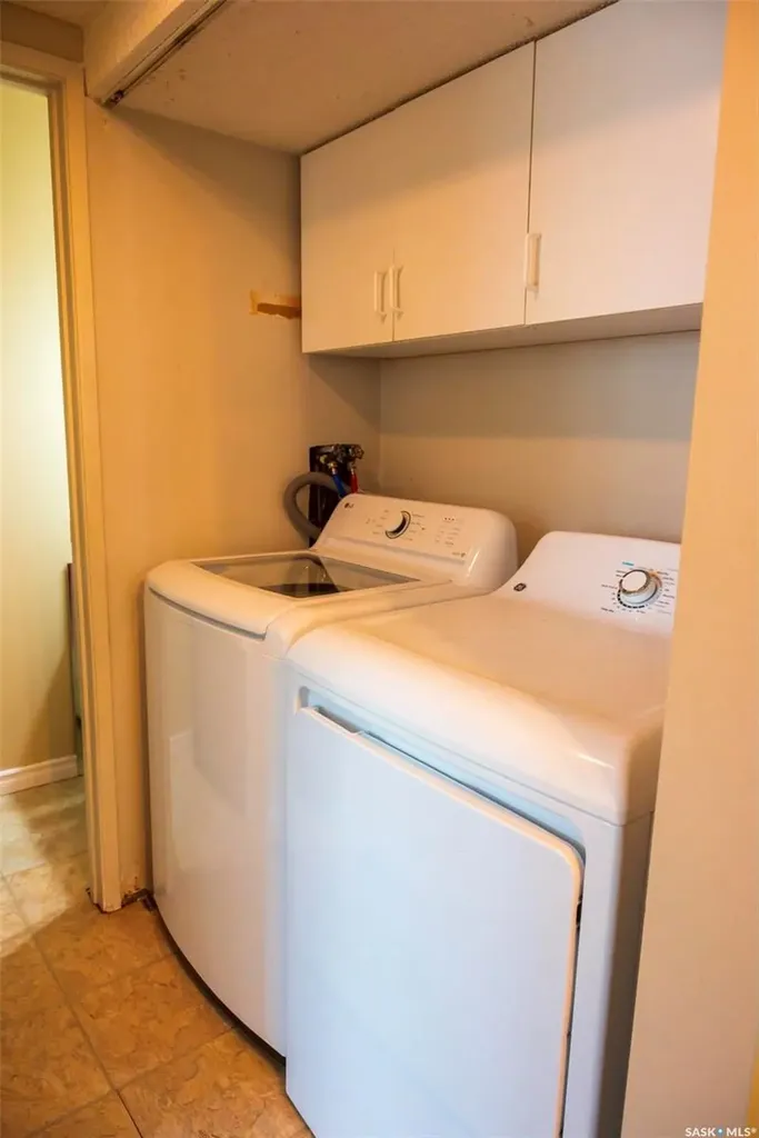 5056 10th Avenue Regina SK S4T 7P4