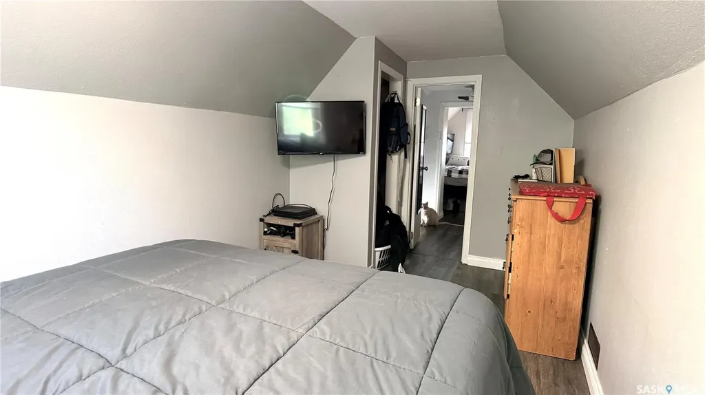 417 3rd Street Estevan SK S4A 0P1