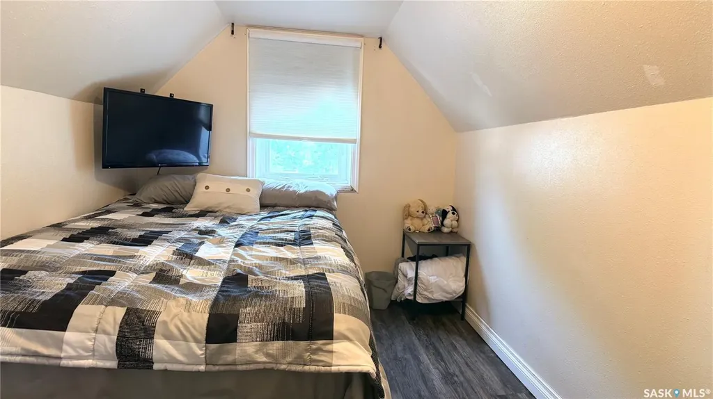417 3rd Street Estevan SK S4A 0P1