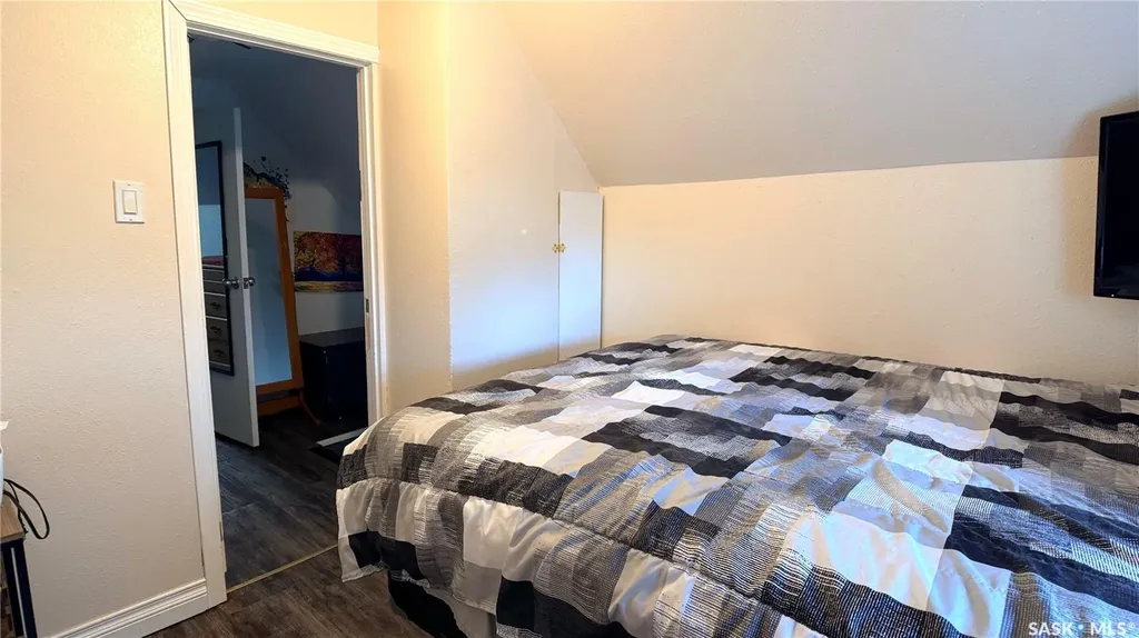 417 3rd Street Estevan SK S4A 0P1