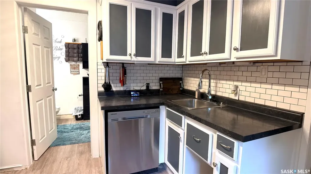 417 3rd Street Estevan SK S4A 0P1