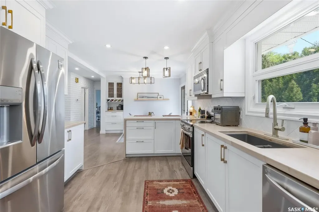 410 Ruth Street E Saskatoon SK S7J 0L4