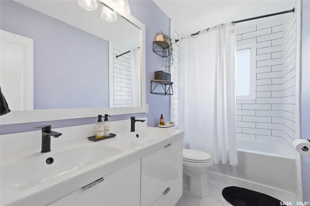 410 Ruth Street E Saskatoon SK S7J 0L4