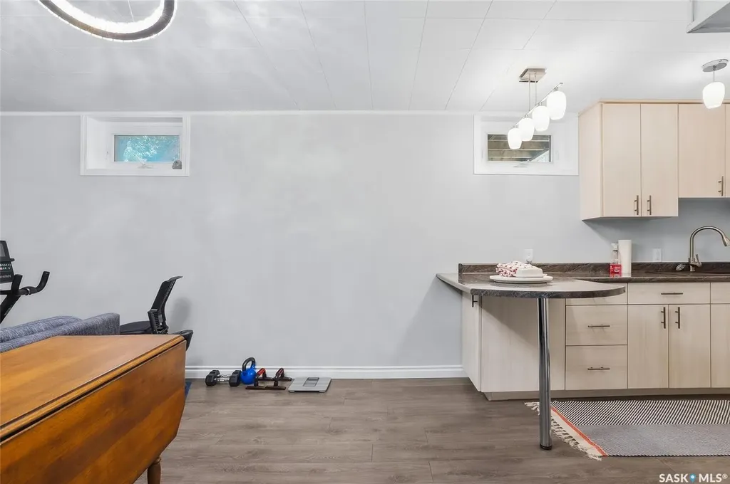 410 Ruth Street E Saskatoon SK S7J 0L4