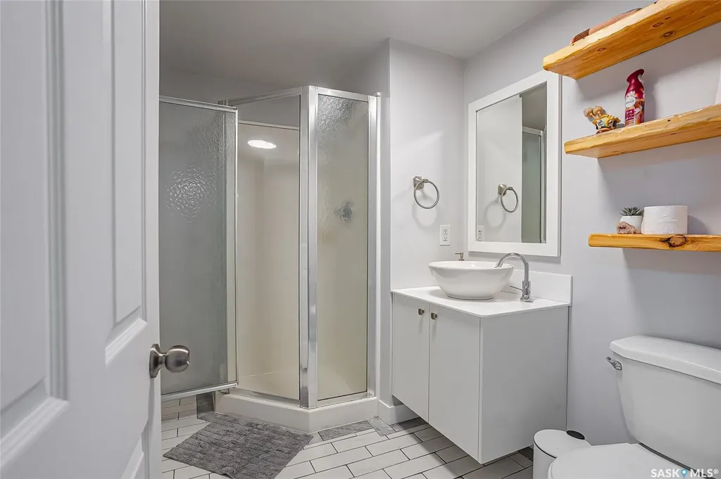 410 Ruth Street E Saskatoon SK S7J 0L4