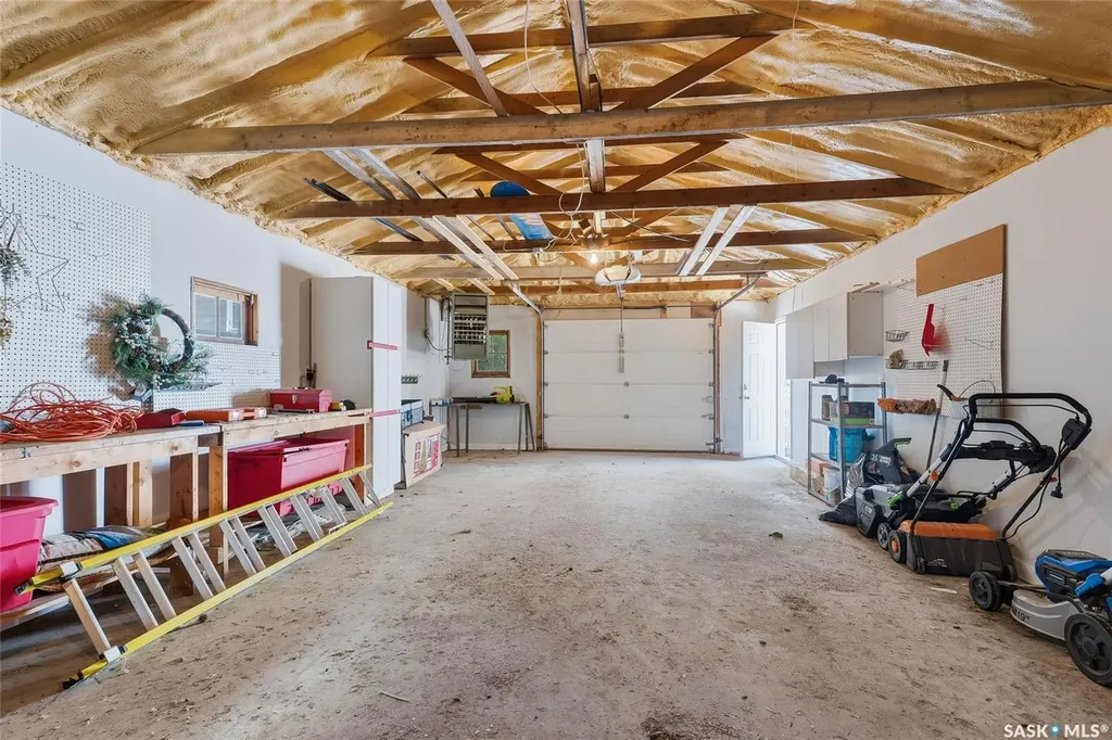 410 Ruth Street E Saskatoon SK S7J 0L4