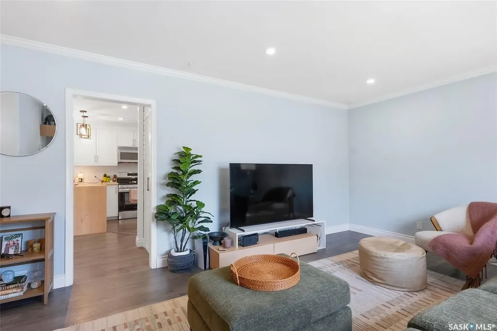 410 Ruth Street E Saskatoon SK S7J 0L4