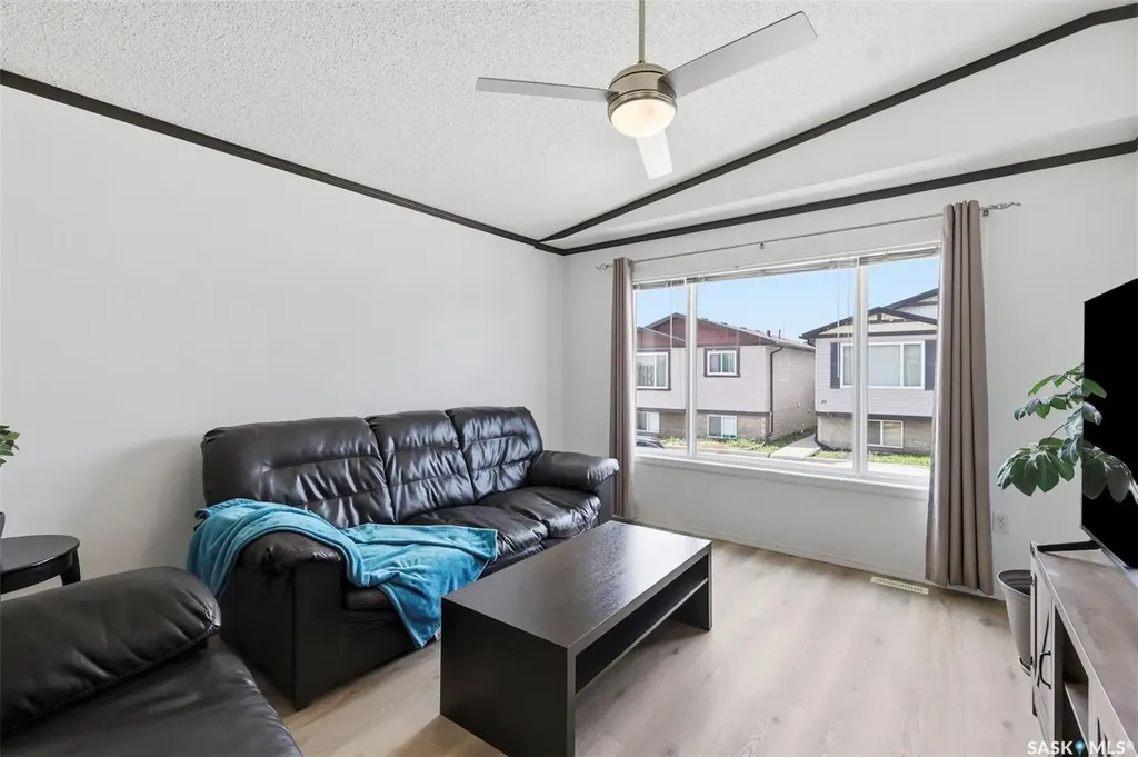 55 Borden Crescent Saskatoon SK S7L 5J9