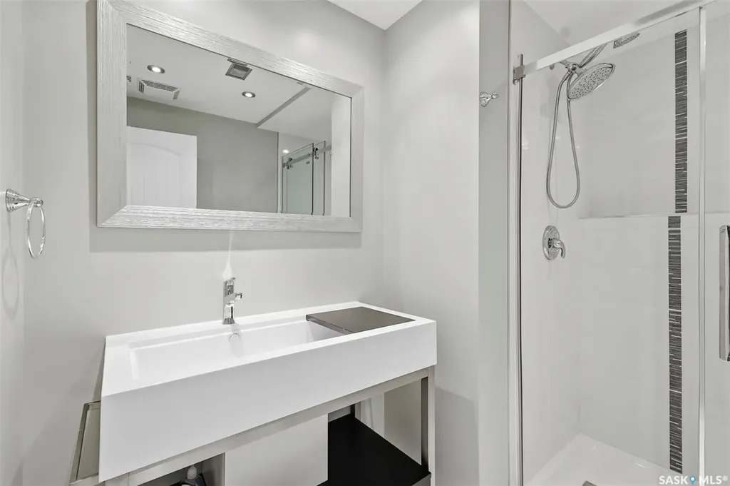 55 Borden Crescent Saskatoon SK S7L 5J9