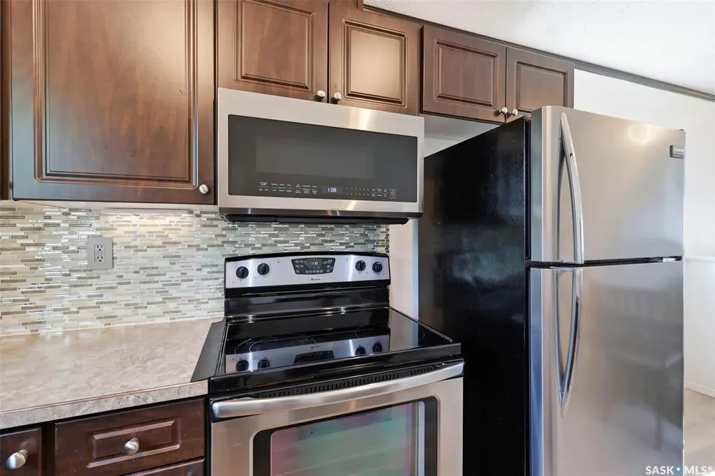 55 Borden Crescent Saskatoon SK S7L 5J9