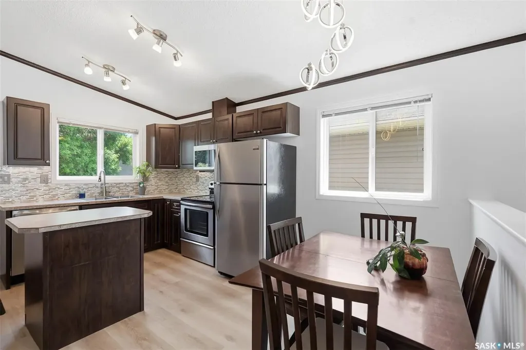 55 Borden Crescent Saskatoon SK S7L 5J9