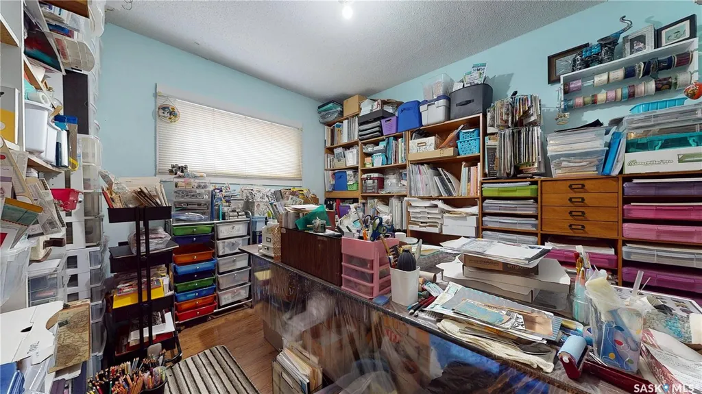 130 Maple Avenue N Eastend SK S0N 0T0