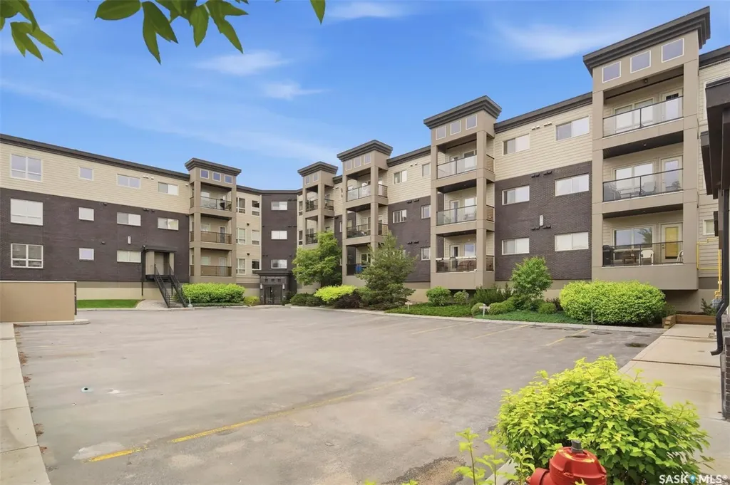 115 Willowgrove Crescent Saskatoon SK S7W 0N4