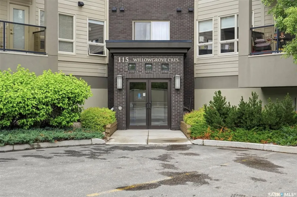 115 Willowgrove Crescent Saskatoon SK S7W 0N4